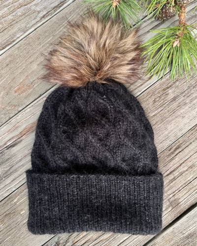Käsitsi kootud meriinovillane müts