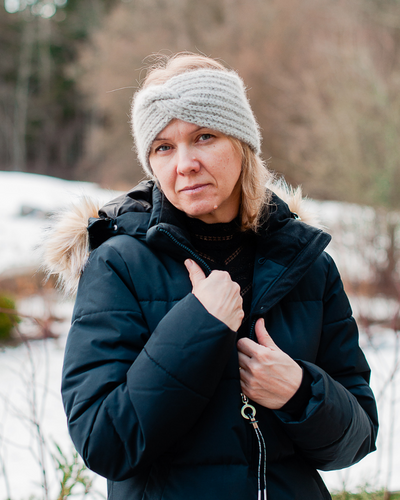 Angoora villane kootud peapael naistele